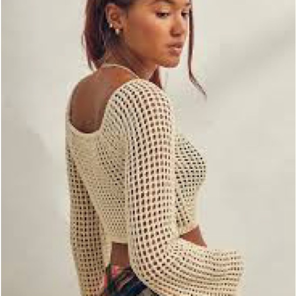 Urban Outfitters Tops - Urban Outfitters Cream Knit Crop Top